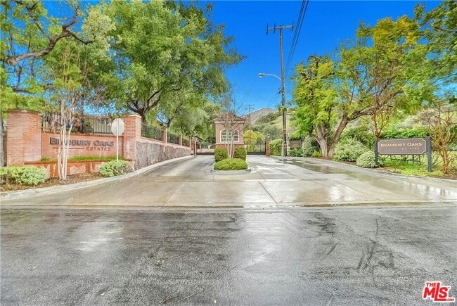 Photo - 222 El Cielo Ln