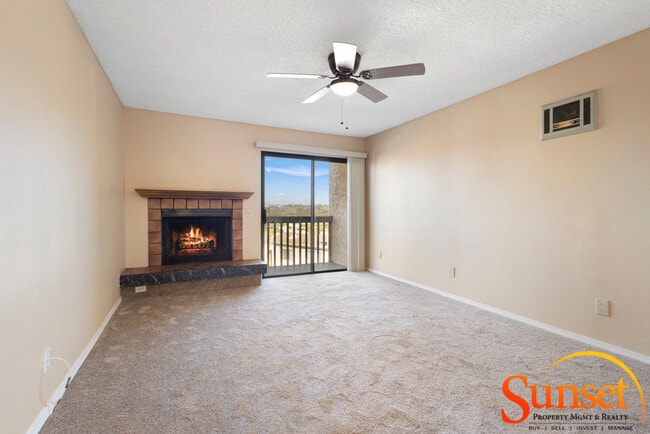 Photo - 2915 Cowley Way Townhome