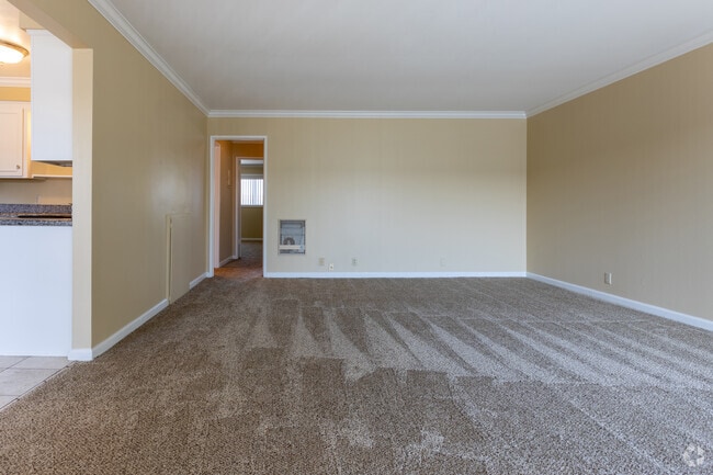 2BR, 2BA #55 - Torrance Palms
