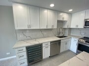 Photo - Pacific Beach - 3 blocks to Beach!  2bd/2ba Spacious 6th floor condo remodeled in 2022! Spectacul...