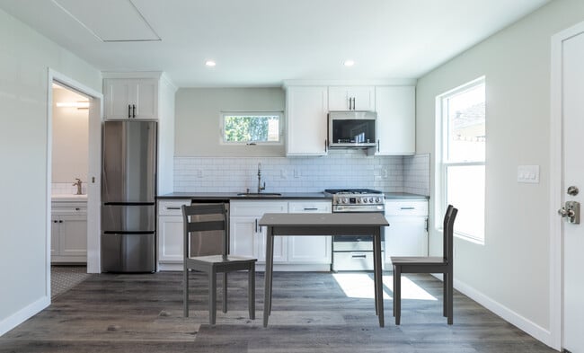 Photo - 8423 Barnsley Ave Unit ADU