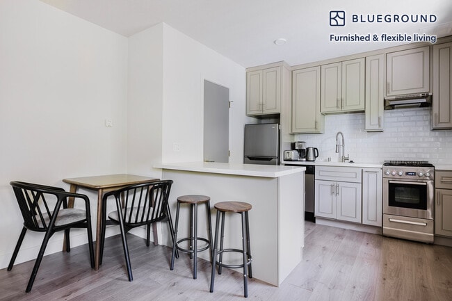 Photo - 4136 Grand View Blvd Unit FL0-ID1326