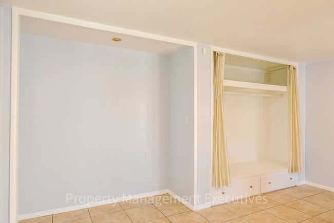 Photo - Nice Studio Blocks to Beach Unit 4819 Narragansett Ave