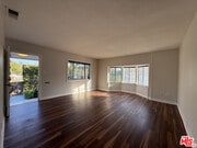 Photo - 2939 Oakhurst Ave