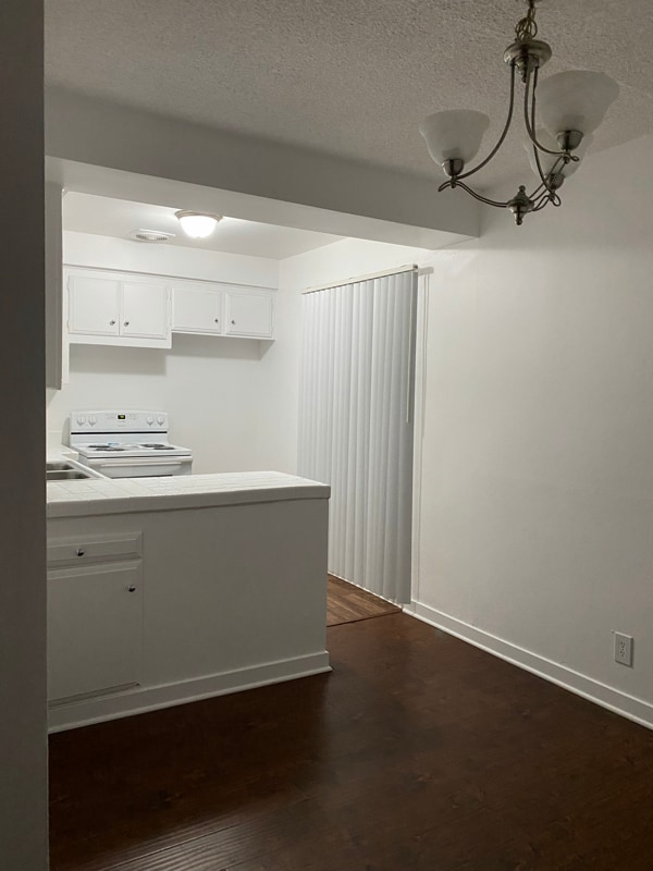 Photo - 20880 Ventura Blvd