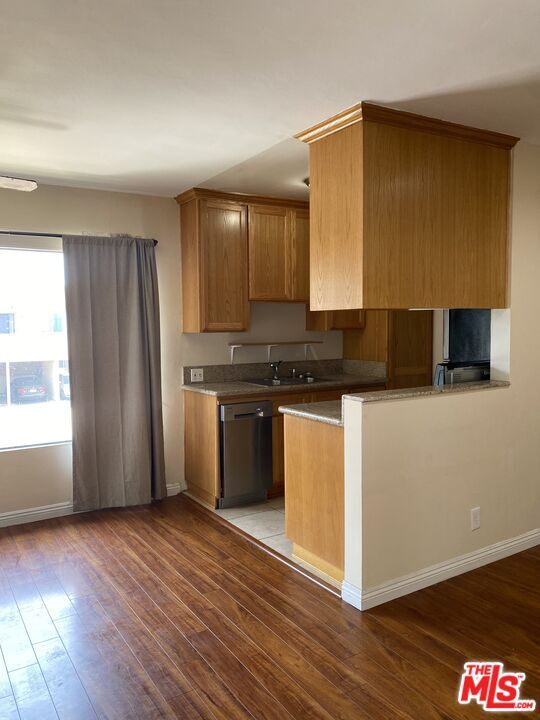 Photo - 1552 Brockton Ave Unit 6