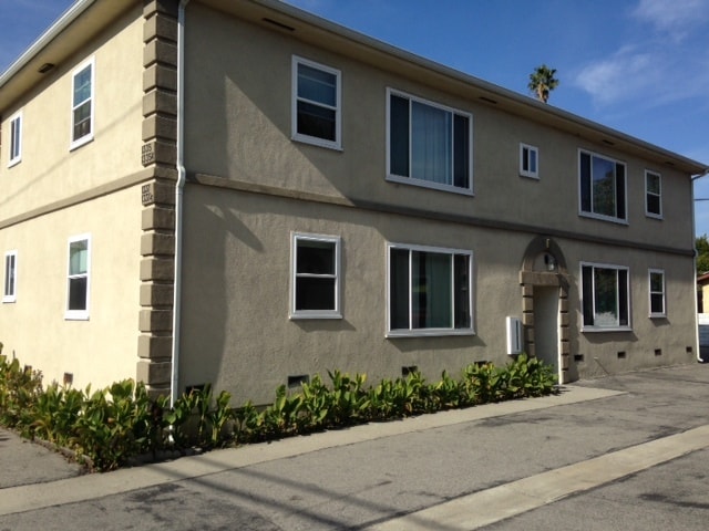 Building Photo - 1333 W Adams Blvd Unit 1333