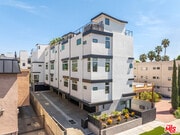 Photo - 1320 N Vista St House