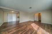 Photo - 41084 Beachwood Ave