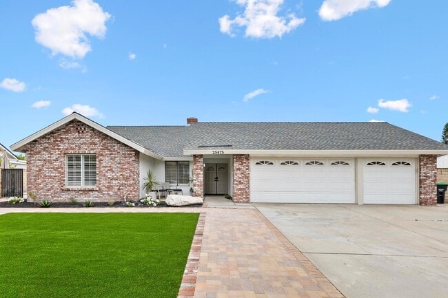 Beautifully Furnished Loma Linda Home - Beautifully Furnished Loma Linda Home