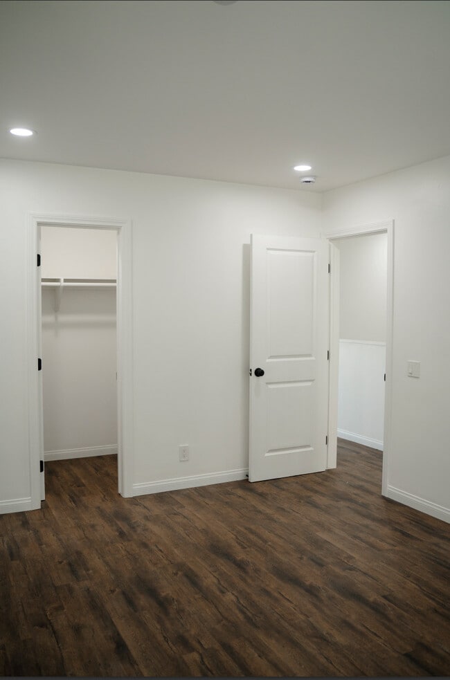 Photo - 340 S El Camino Real Unit B