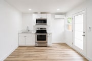 Photo - 1135 E Alexander Ave Unit 3