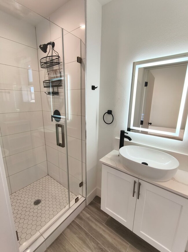 Photo - 3020 Normandie Ave Unit B2-1