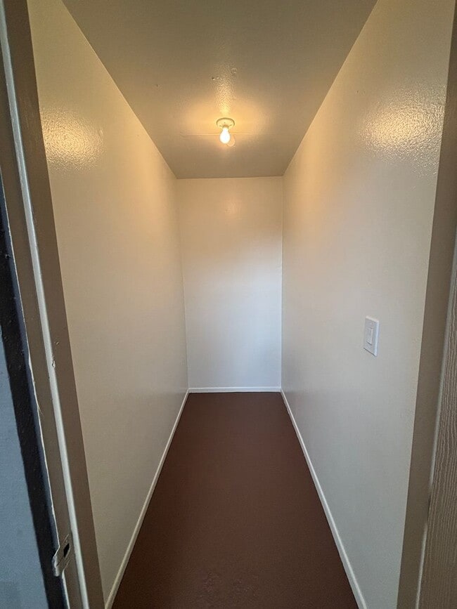 Photo - 104 Brookstone Apartments