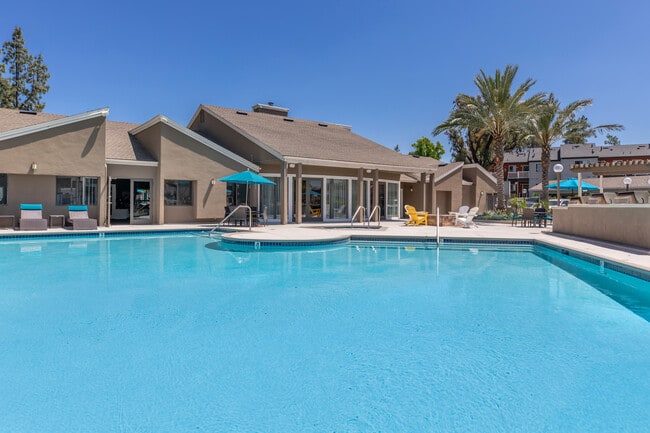 Resort Pool - Parkview Terrace Apartments