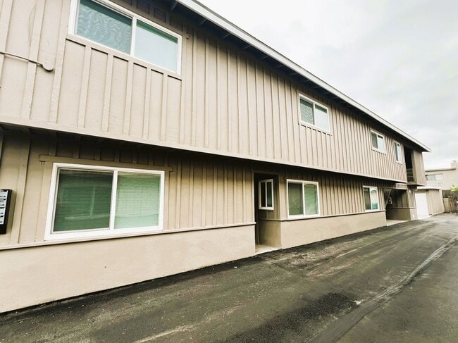 Photo - 13811 La Pat Pl