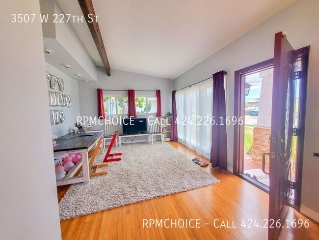 Photo - 3507 W 227th St