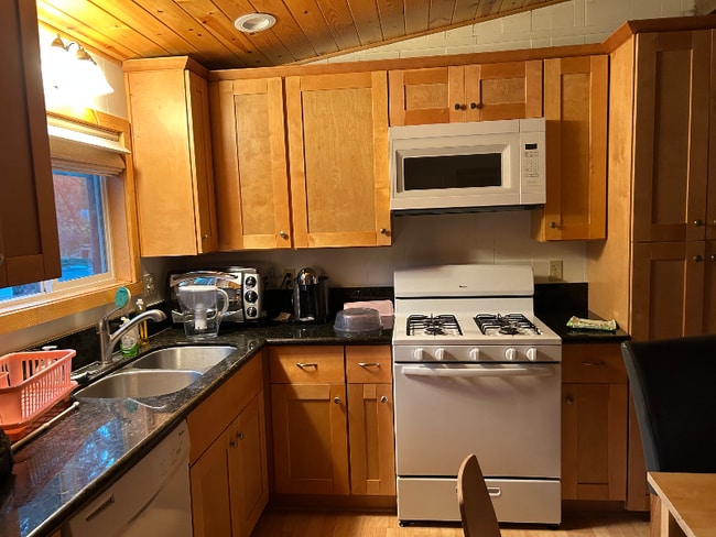 Photo - 715 Chipmunk Ln