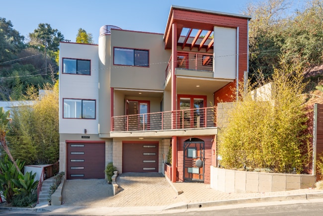 Photo - 2222 Bancroft Ave