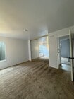 Photo - 440 Parkside Dr