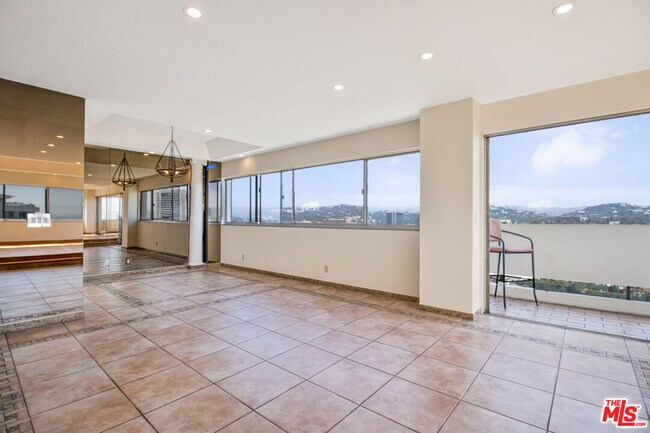 Photo - 10701 Wilshire Blvd Unit 2101