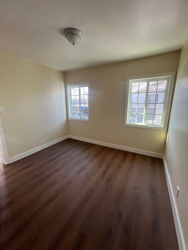 Photo - Prairie Ave. Unit 16215