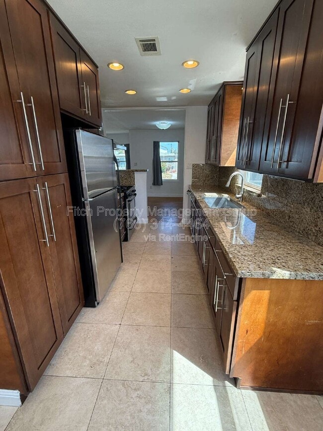 Photo - 6241 Stewart St