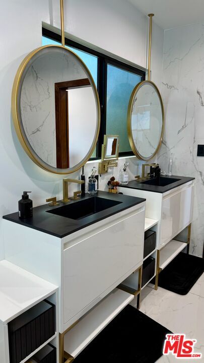 Photo - 3845 Olympiad Dr