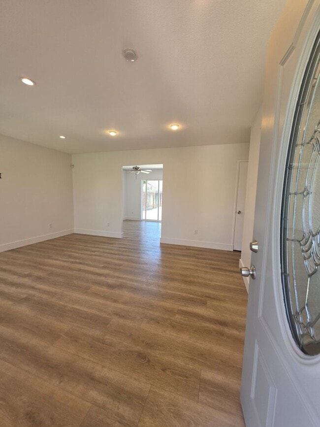 Photo - Welcome to your future home! Beautiful 3-bedroom, 2-bathroom house - Don't Miss out