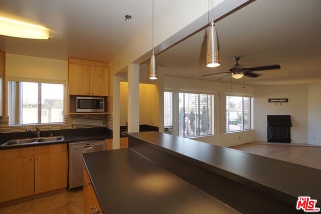 Photo - 1033 6th St Condo Unit 310