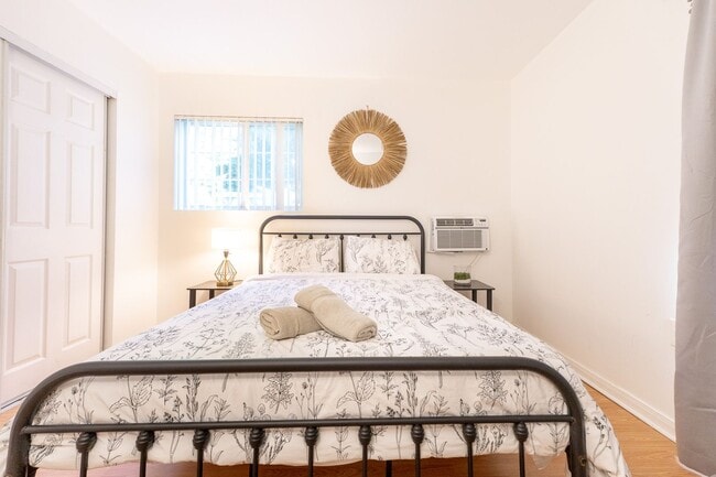 Photo - Cozy Zen Retreat Home with 4BD+3BA  Share ...