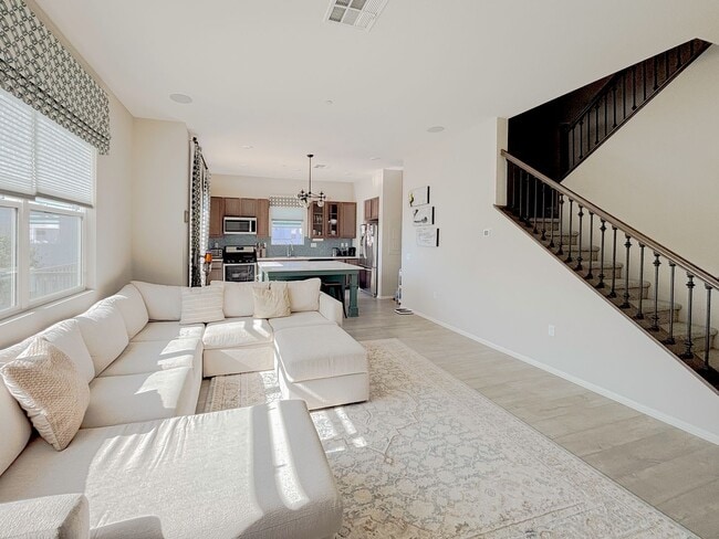 Photo - EXQUISITE 2 BEDROOM TOWNHOME IN THE HEART ...