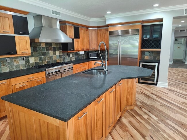 Photo - 1417 Sea Ridge Dr