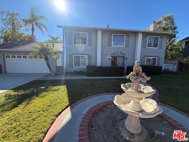 Building Photo - 8031 Melba Ave