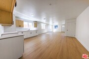 Photo - 1640 Murchison St