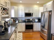 Photo - Lovely 3 bd/2.5 ba Townhome - Old Town Torrance!