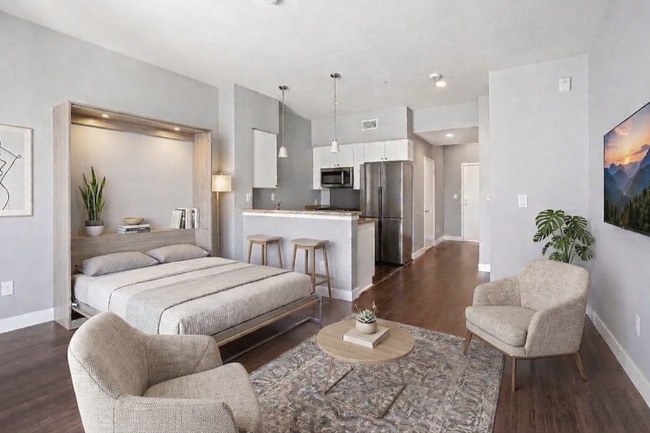 Building Photo - 445 Island Ave