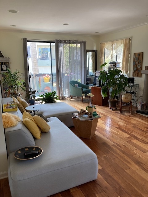 living area - 5100 Via Dolce Unit 113