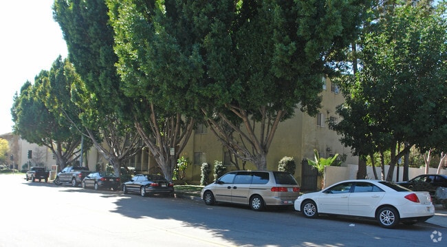 Photo - Euclid Place Apartments