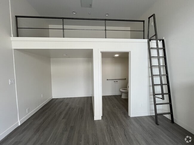 Building Photo - 138 W San Ysidro Blvd Rental