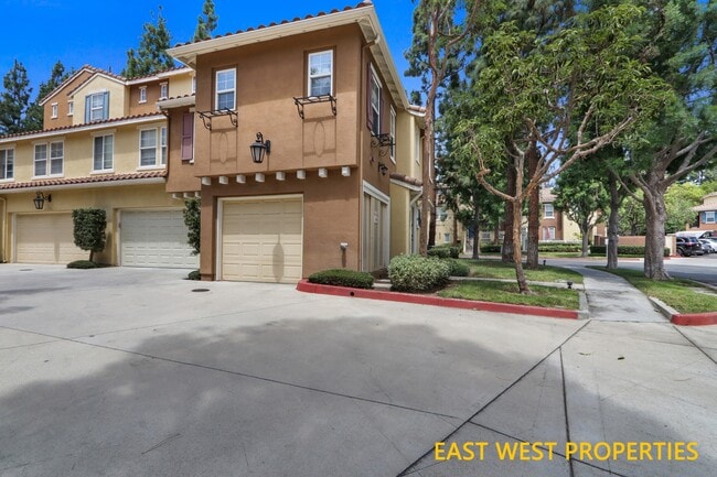 Photo - 2200 Timberwood