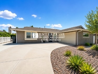 Building Photo - 3-Bedroom Single-Family Home in Garden Grove | Updated Kitchen