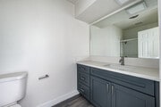 2BR, 2BA - 1030SF - Second Bathroom - ** BEAUTIFUL REMOLDED APARTMENTS **