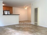 Photo - 748 Florida St
