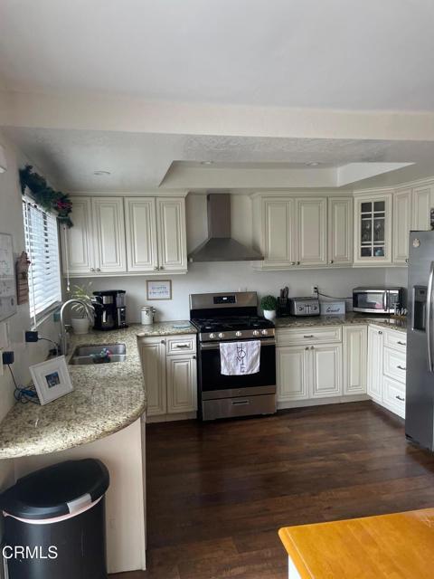 Photo - 552 Chapala Dr