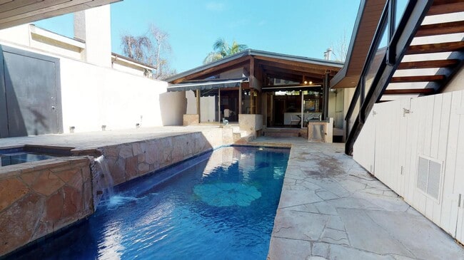 Photo - 1205 Pine Ave