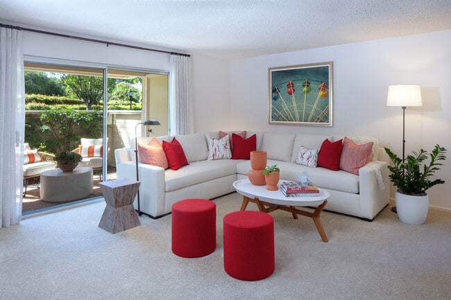 Building Photo - Turtle Rock Vista Apartment Homes