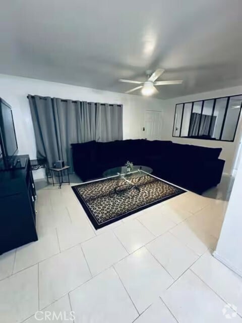 Building Photo - 8131 Comolette St Rental