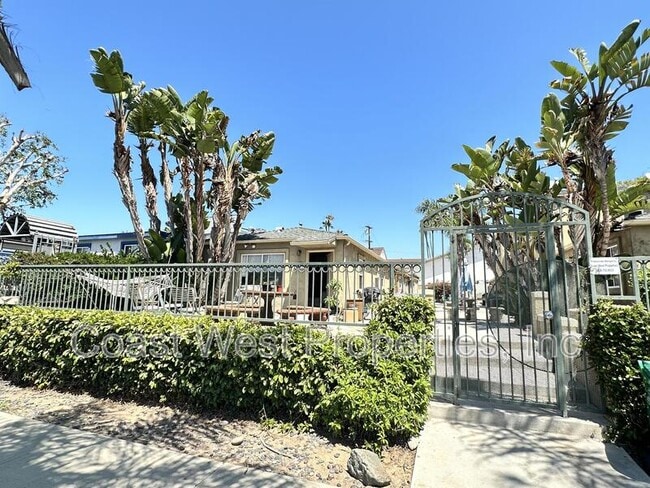 Photo - 1570 Reed Ave