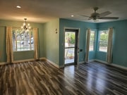Photo - 1418 N Maple St House